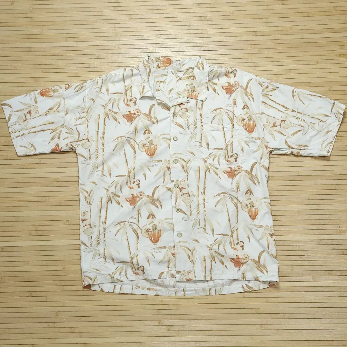 Vintage Hula Girl Printed Hawaiian Aloha Shirt