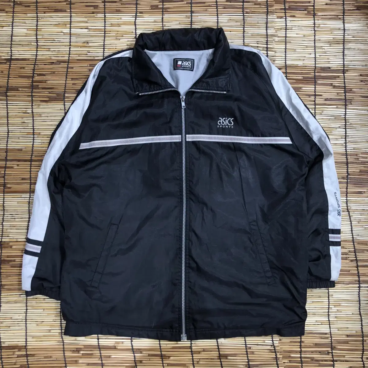 Asics Black Windbreaker M