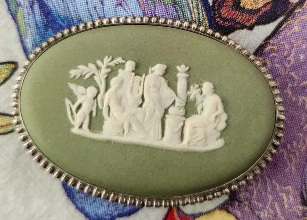 Wedgwood Jasper Green Porcelain Brooch