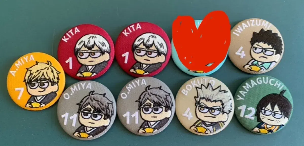 Sells Haikyuu Jirori can badges & acrylic charms