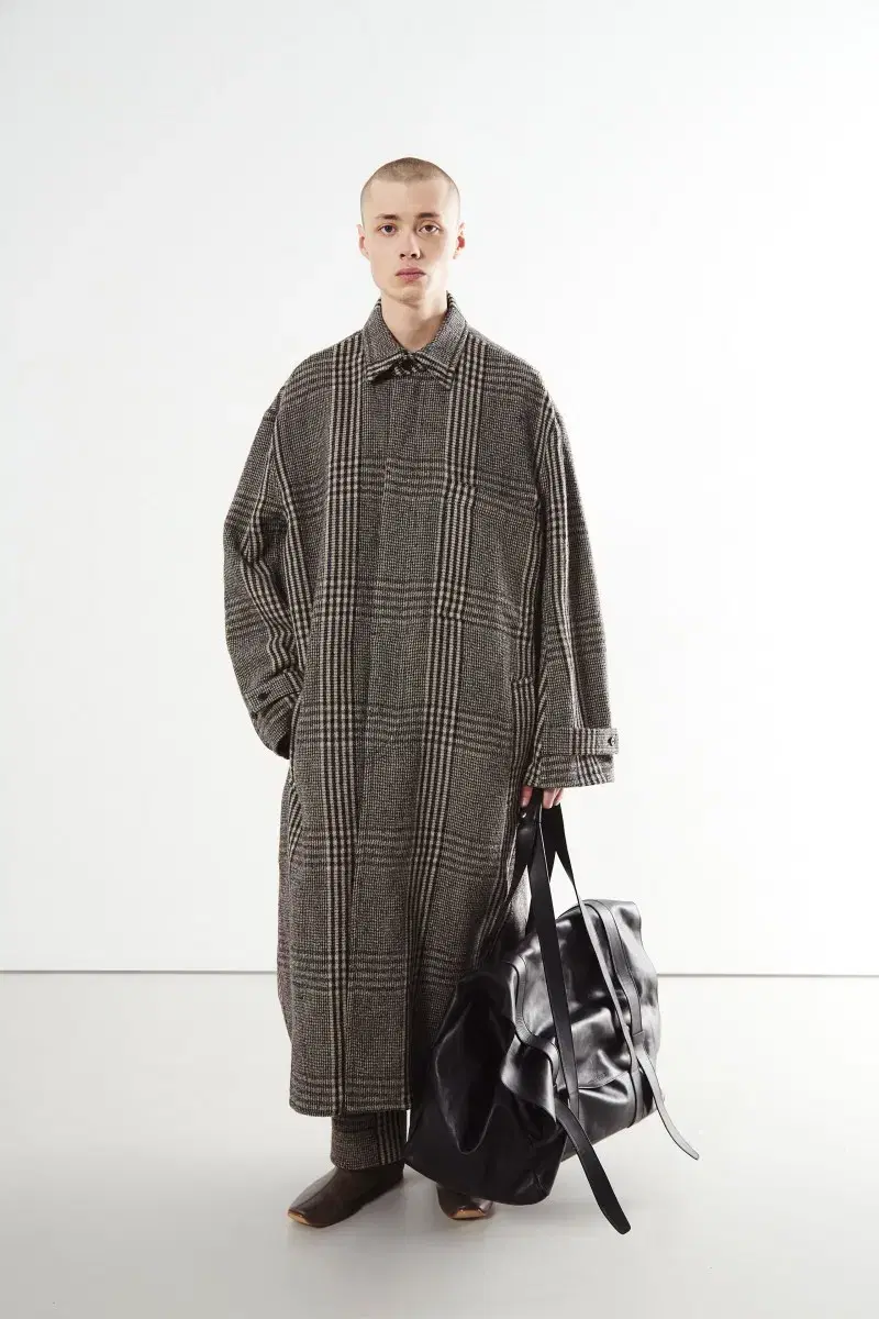 HEDMAYNER checked coat from the HEDMAYNER collection