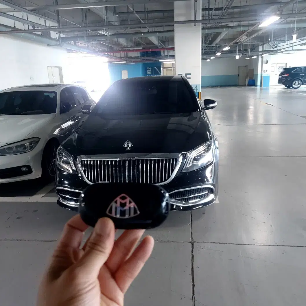 벤츠 마이바흐 MAYBACH S650 최신형 고화질 LCD 디지털키 개조