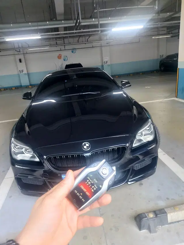 BMW 고성능 M시리즈 스페어키 예비키로 최신형 LCD 디지털키 추가제작