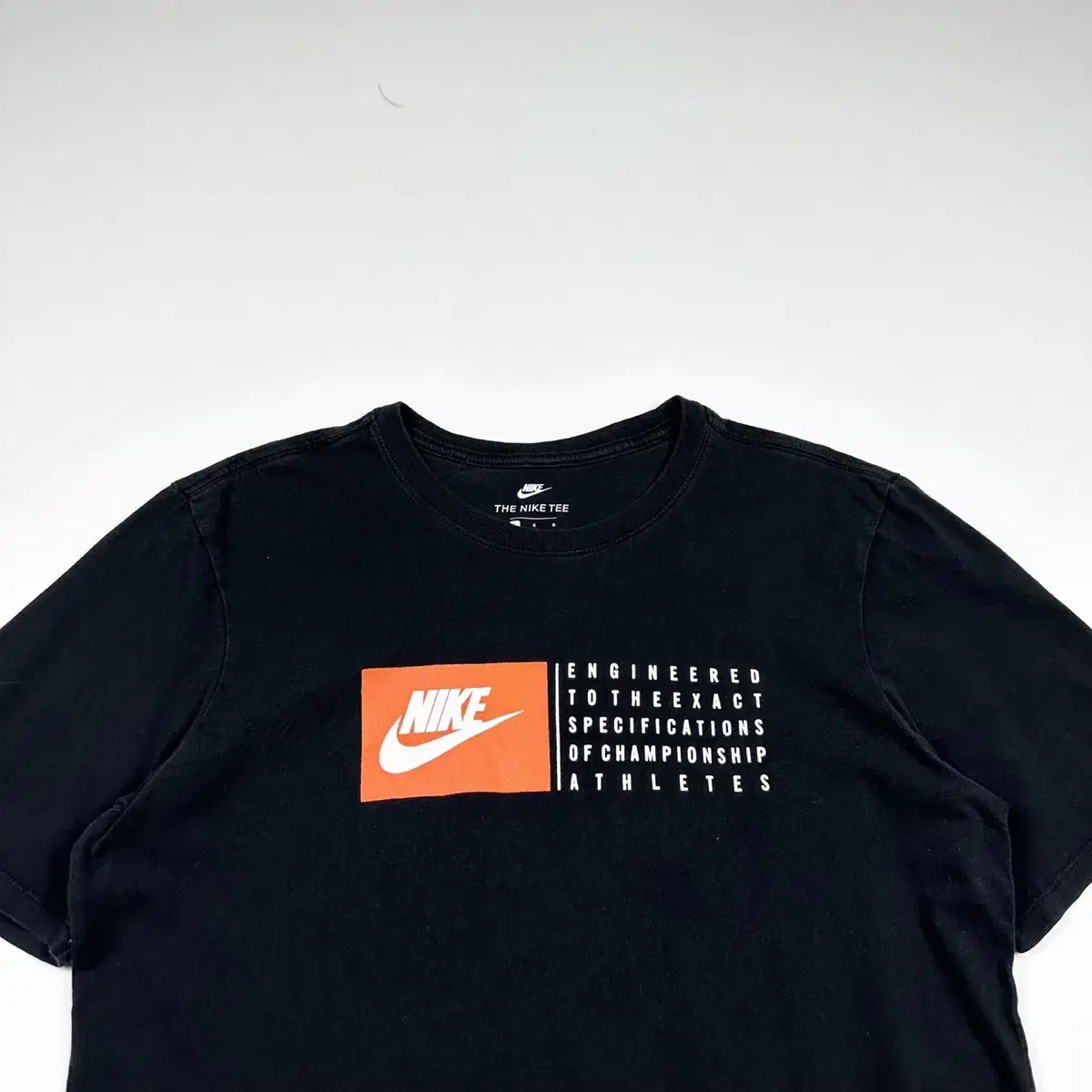 Nike Puchura Black Short Sleeve T-Shirt (L)