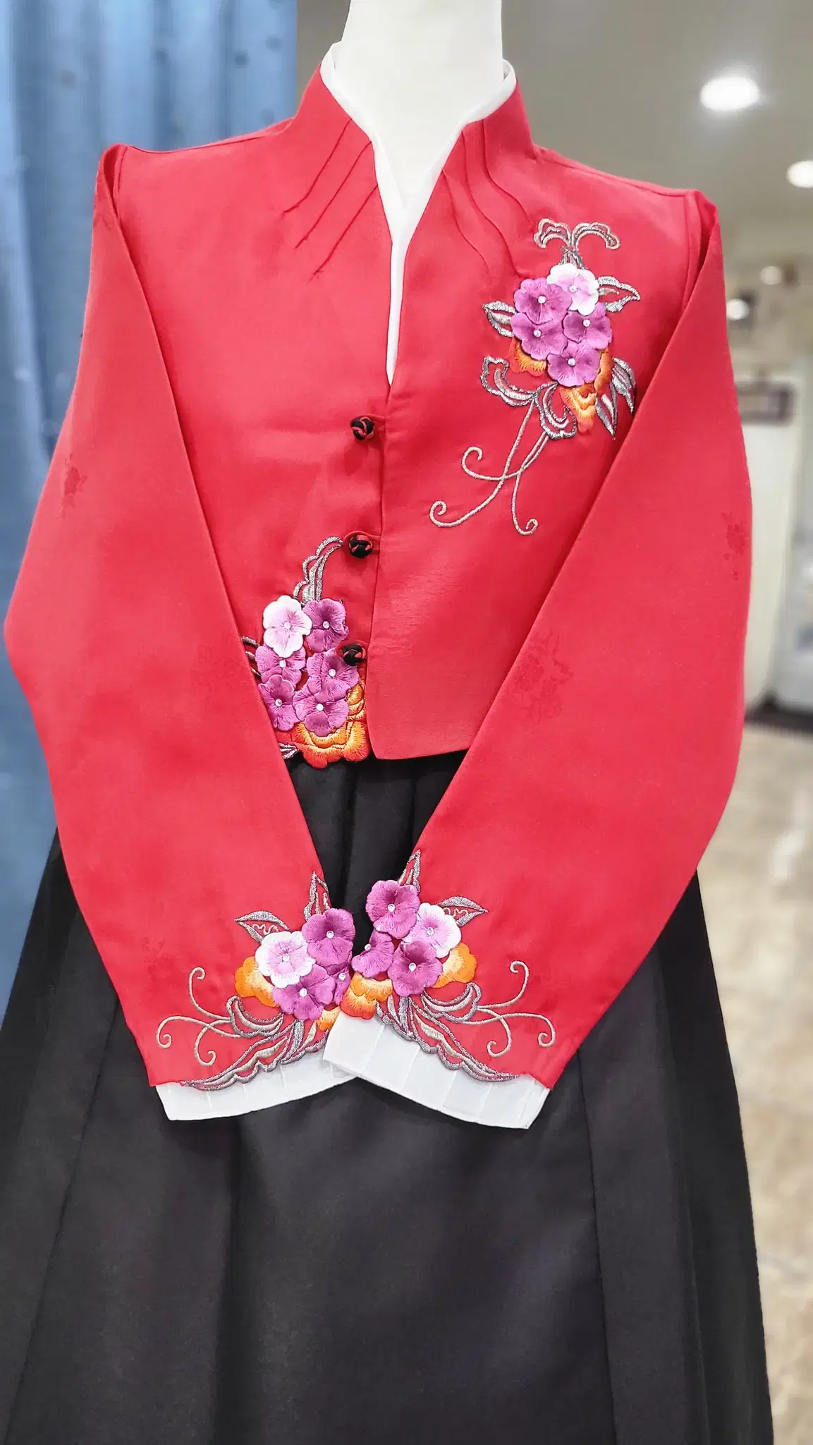 [A-grade condition/packing] Must-have for holiday events! Hanbok for sale (66)