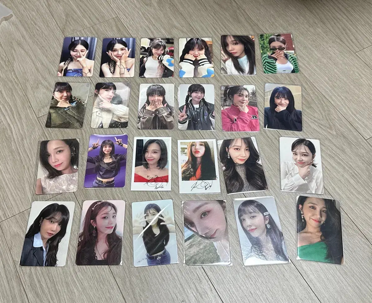 Apink jung eunji photocard bulk WTS (70 total)