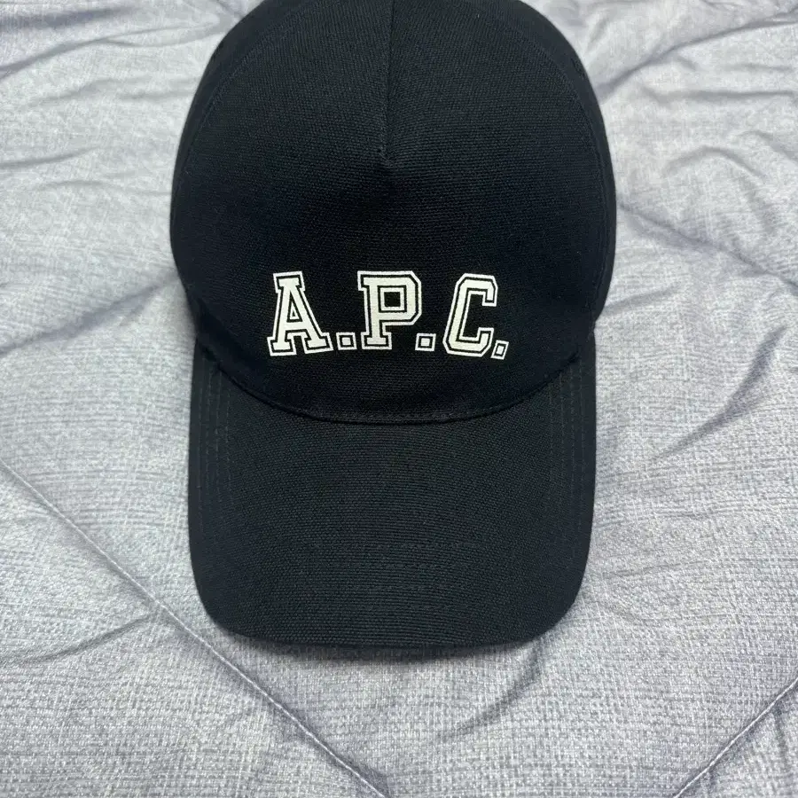 아페쎄 A.P.C. 에덴 볼캡 네이비 판매합니다