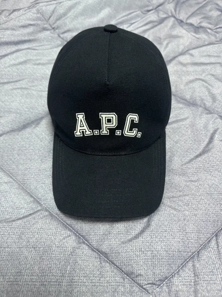 아페쎄 A.P.C. 에덴 볼캡 네이비 판매합니다