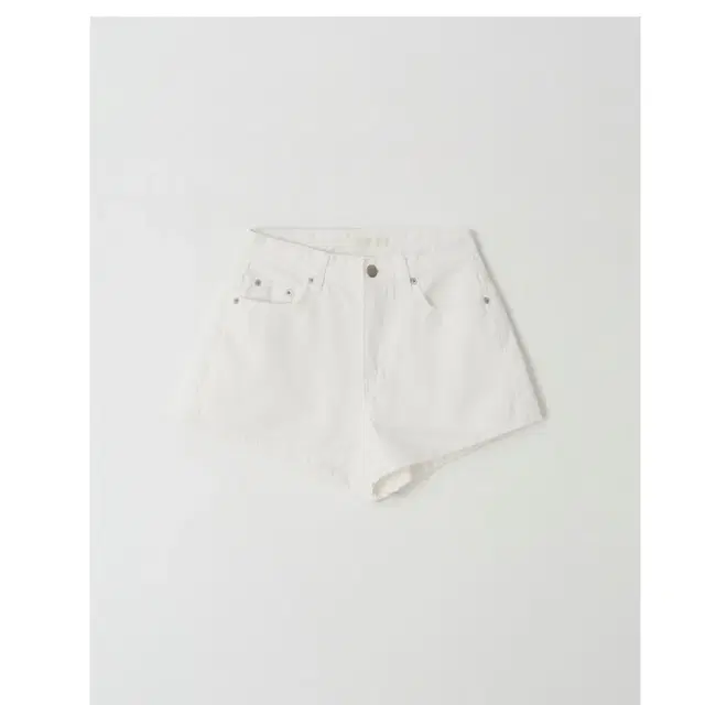 리즈leeds Roha denim shorts