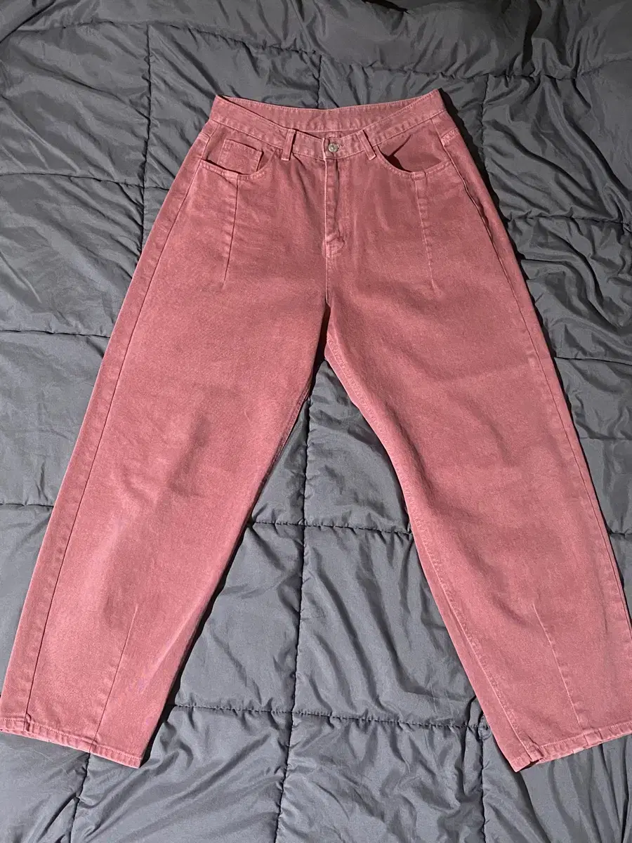 Medium) Men's Pink Denim