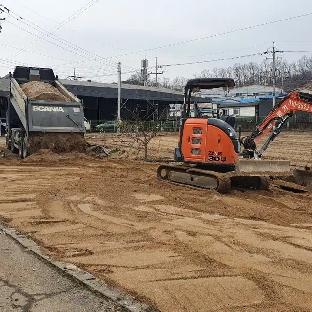 흙 마사토 골재 조경석 발파석 축대용돌 쇄석골재 순환골재