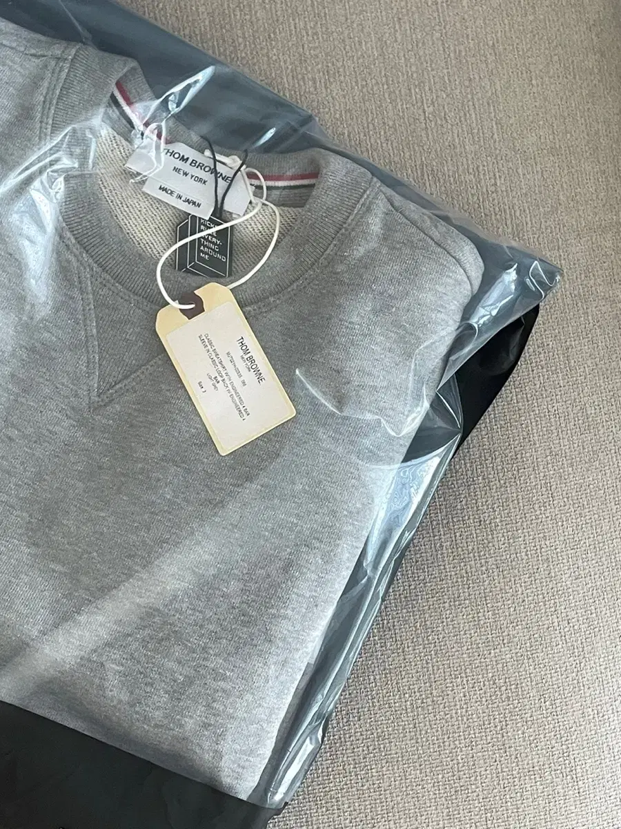 Brand New Thom Browne Barely-there Grey Size 3