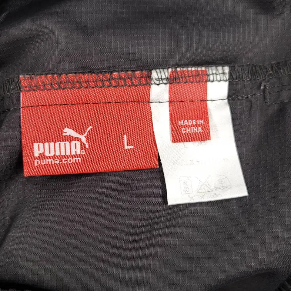 PUMA 퓨마 푸마 00s 딥그레이 블랙 로고자수 카고포켓 절개 투웨이