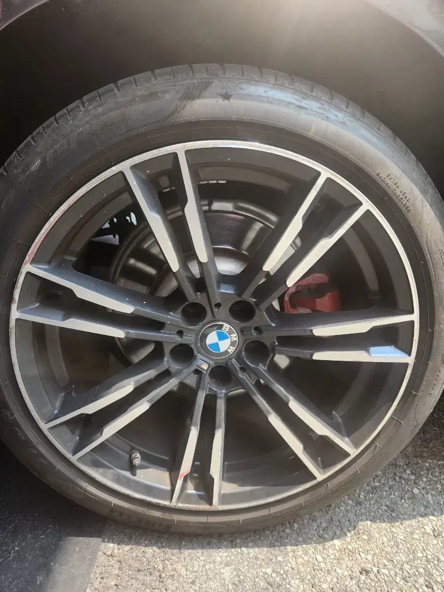 bmw m5 19인치 중고 휠타이어 팔아요