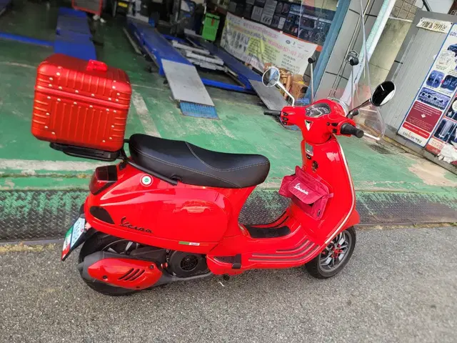 베스파 LX125