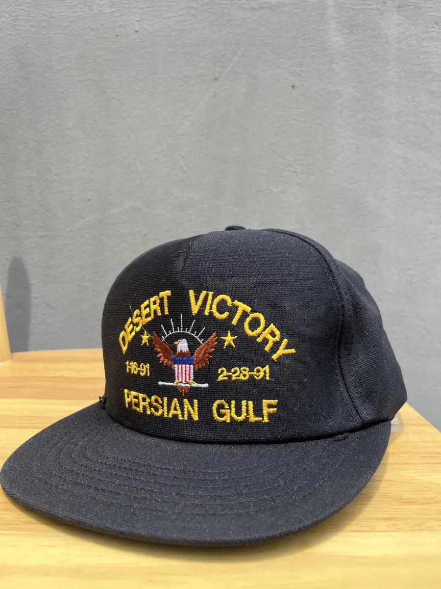 Usa vintage trucker cap팝니다  desert