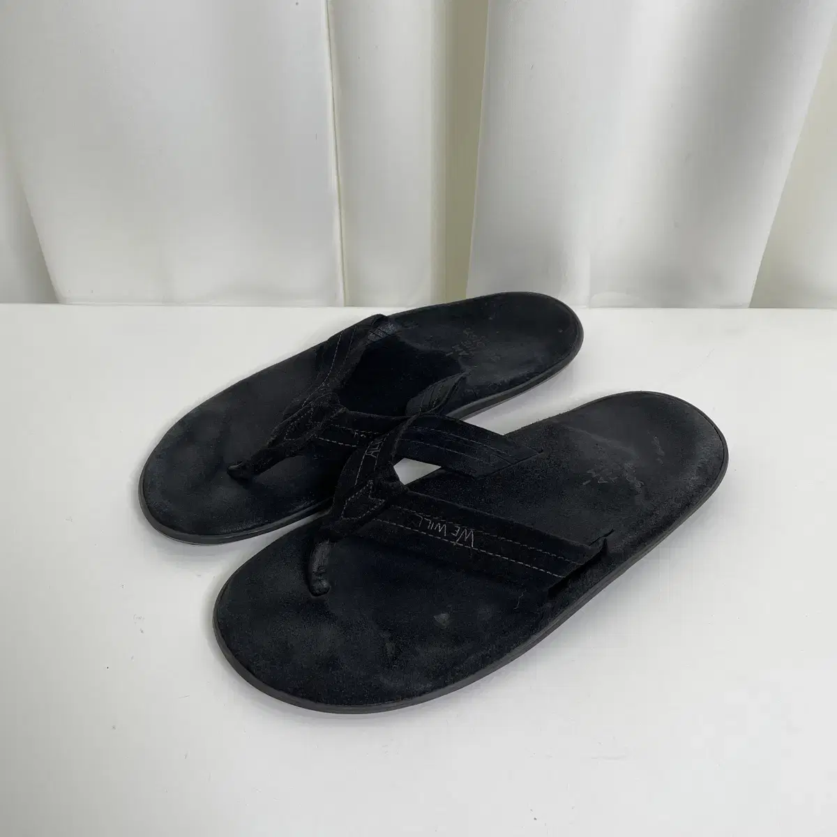 THE SOLOIST x ISLAND SLIPPER 블랙 쪼리