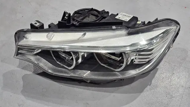 [BMW 정품]F32 F33 F36 4시리즈 LED 헤드라이트 운전석