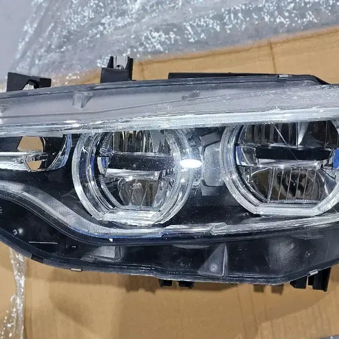 [BMW 정품]F32 F33 F36 4시리즈 LED 헤드라이트 운전석