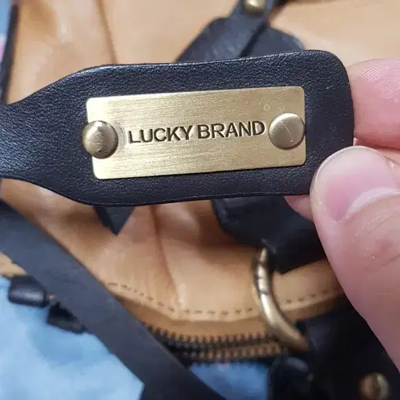 lucky brand jeans 럭키브랜드 가죽 가방 크로스백 새재품