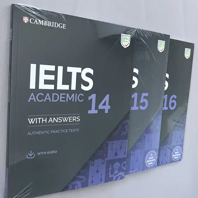 아이엘츠 ielts 새 교재 판매합니다