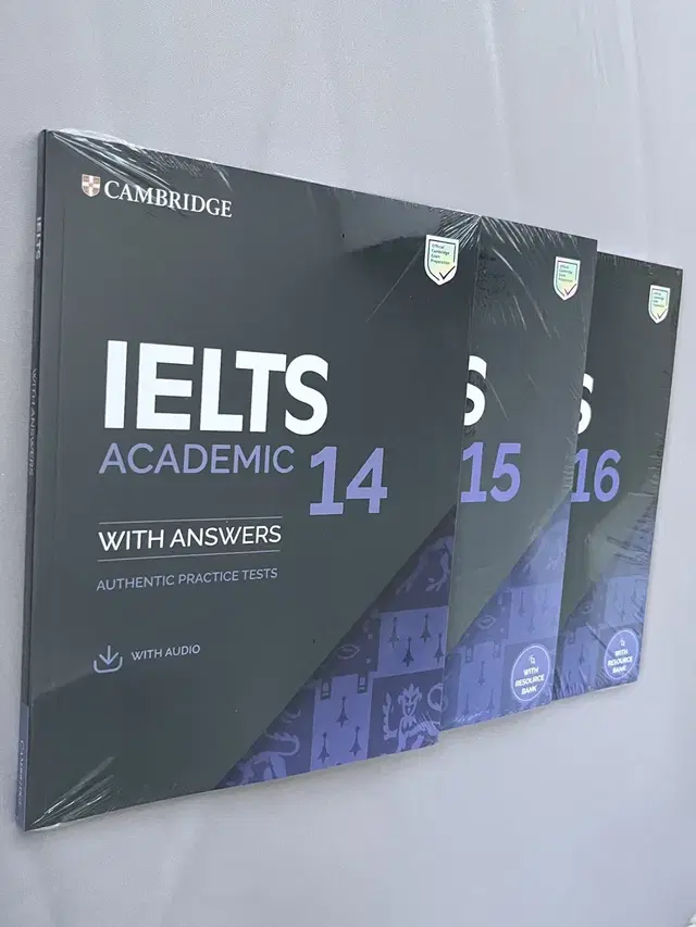 아이엘츠 ielts 새 교재 판매합니다