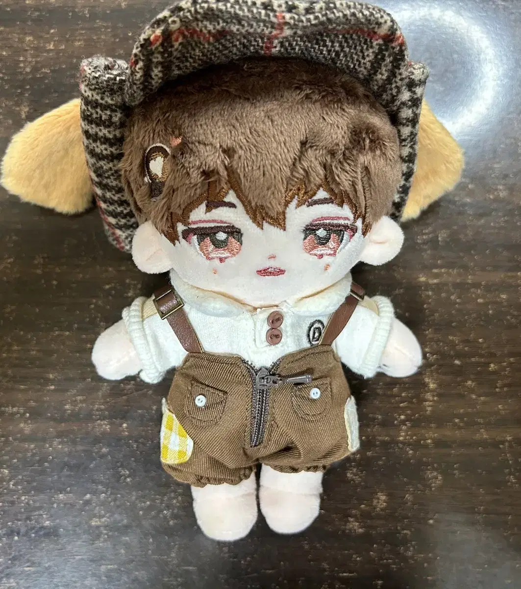 15cm Mocha doll + Detective Puppy Closet