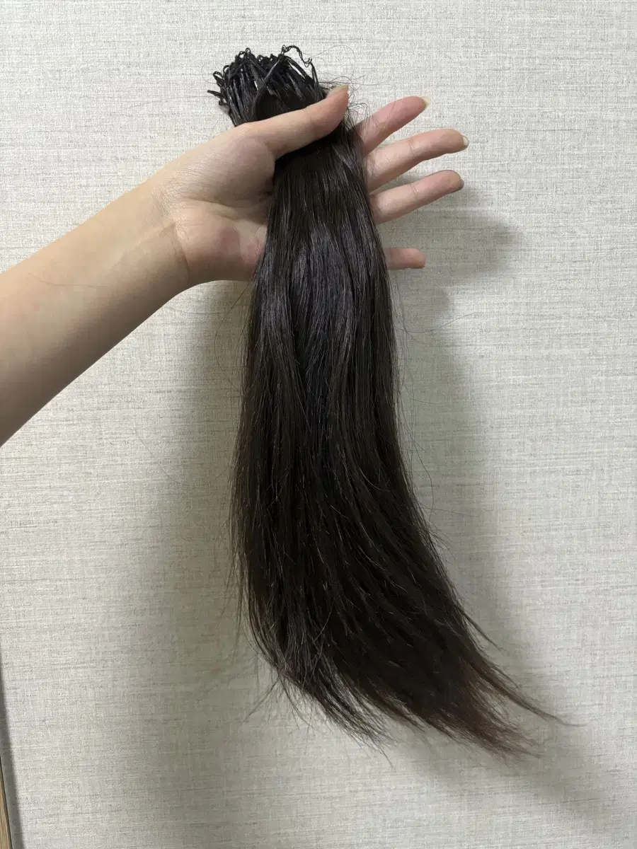 18-inch hair extensions