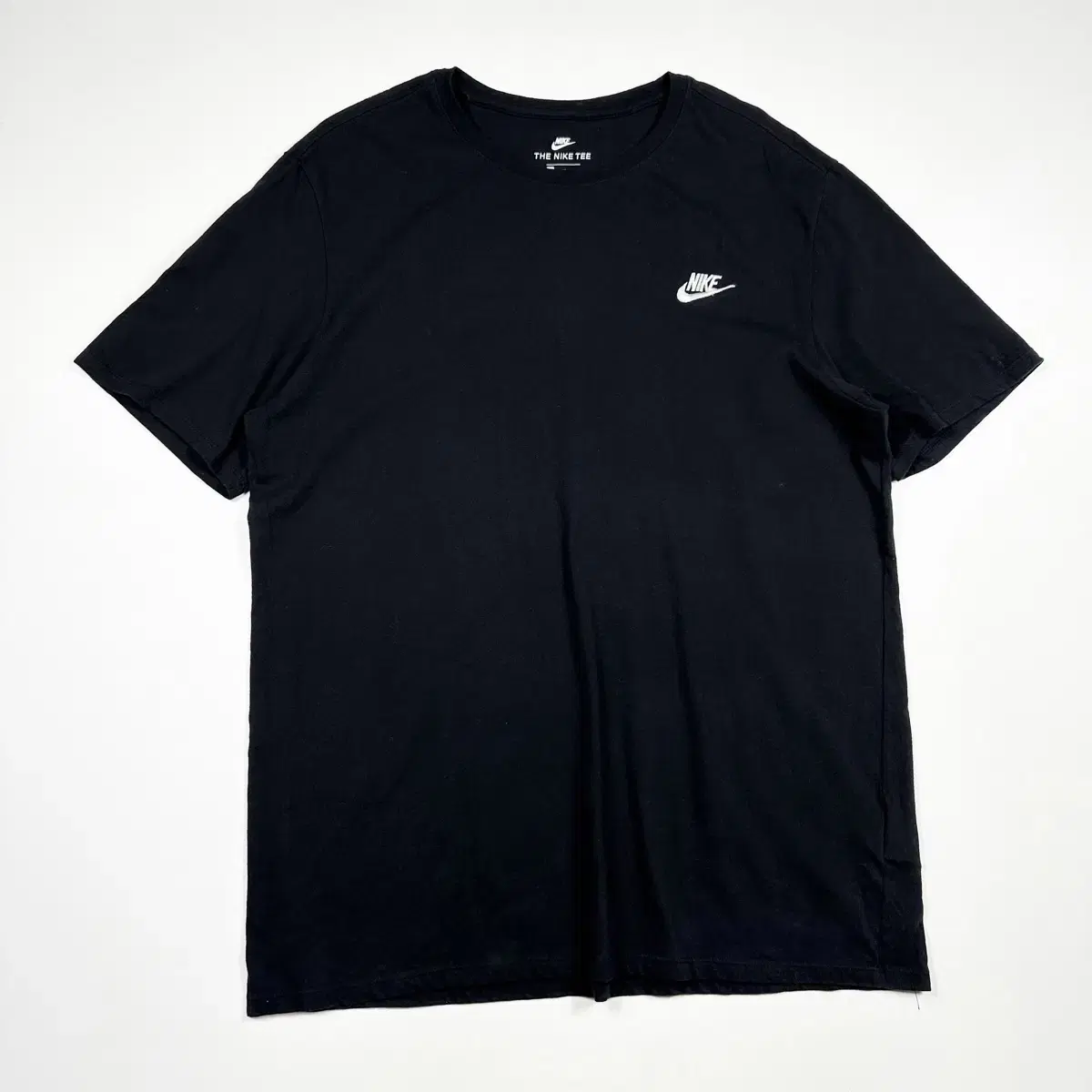 (true to size2XL) Nike Fuchsura Embroidered Logo Vahn Tee Black