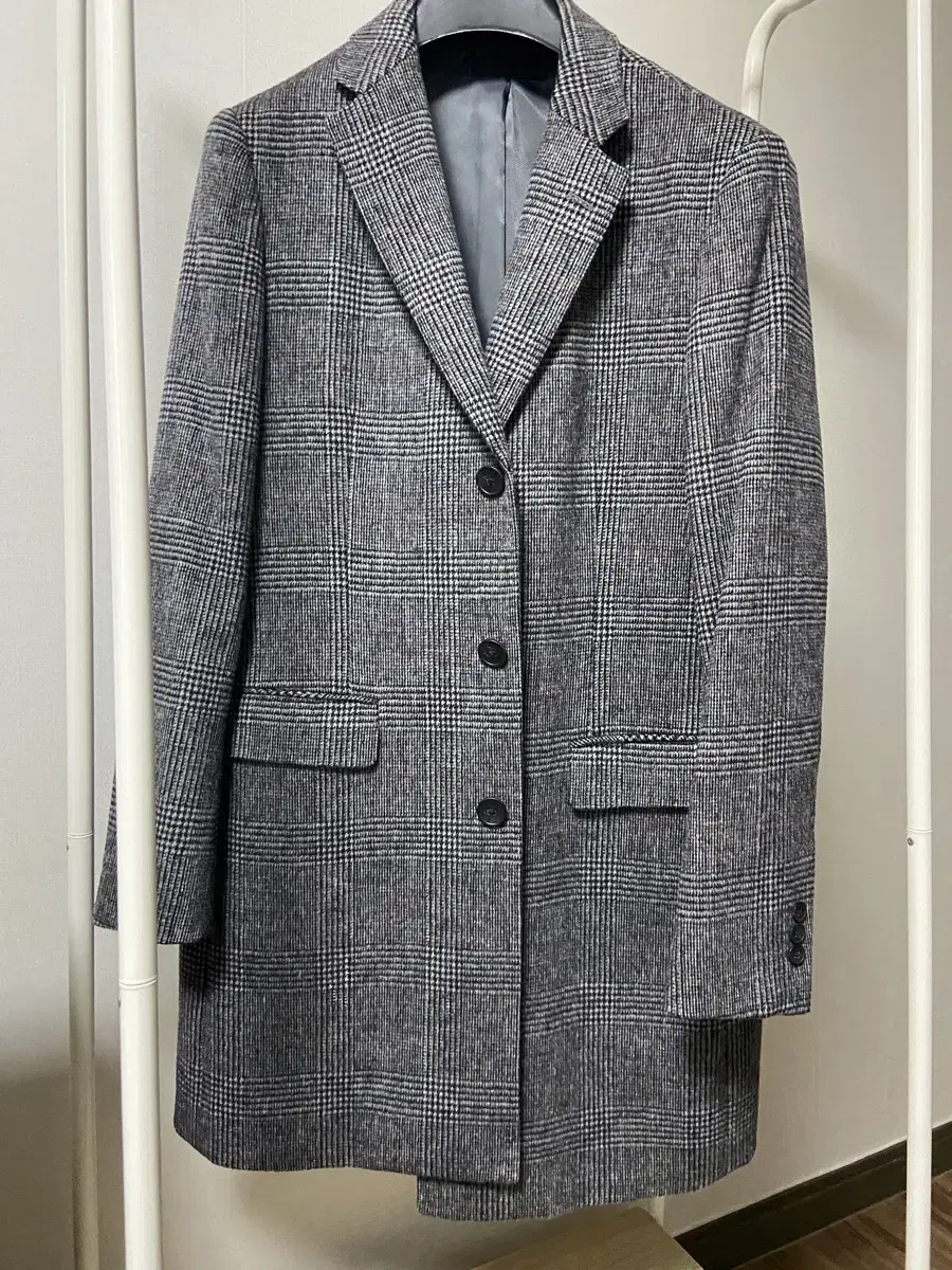 Uniqlo Chesterfield Coat for sale