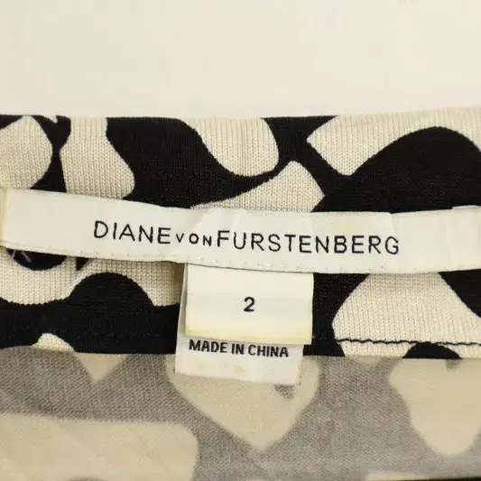 DIANE VON FURSTENBERG 다이앤본퍼스텐버그 원피스 M