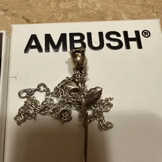 엠부쉬 Ambush Rose Necklace 로즈 목걸이