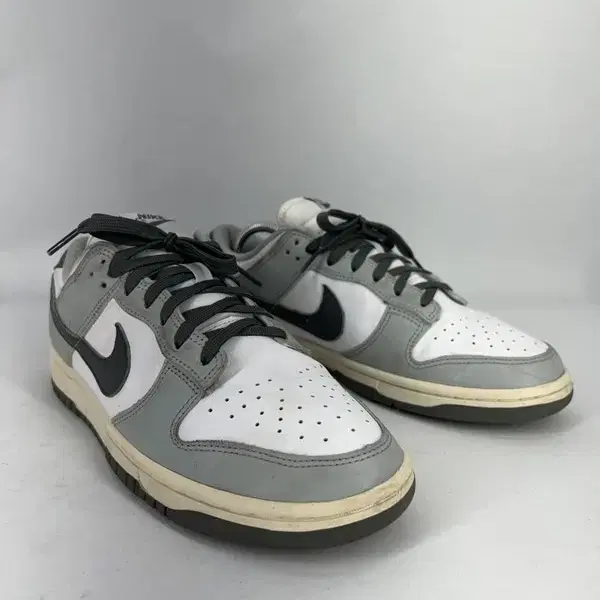 NIKE 나이키 덩크 로우 운동화 260/빈티지홍