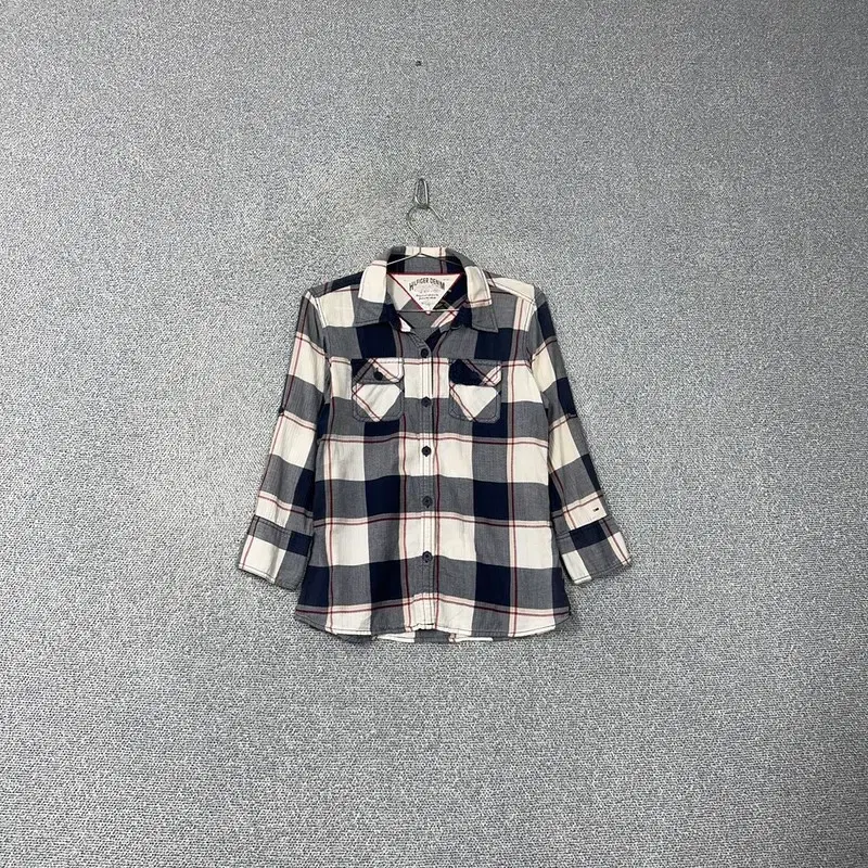 Tommy Hilfiger Two-Pocket Women's Check Shirt M