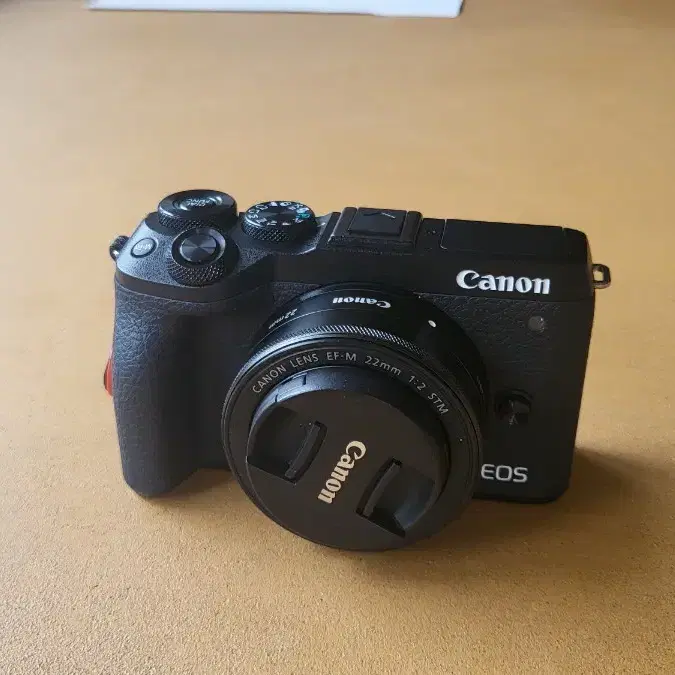 EOS  M6  MARK2