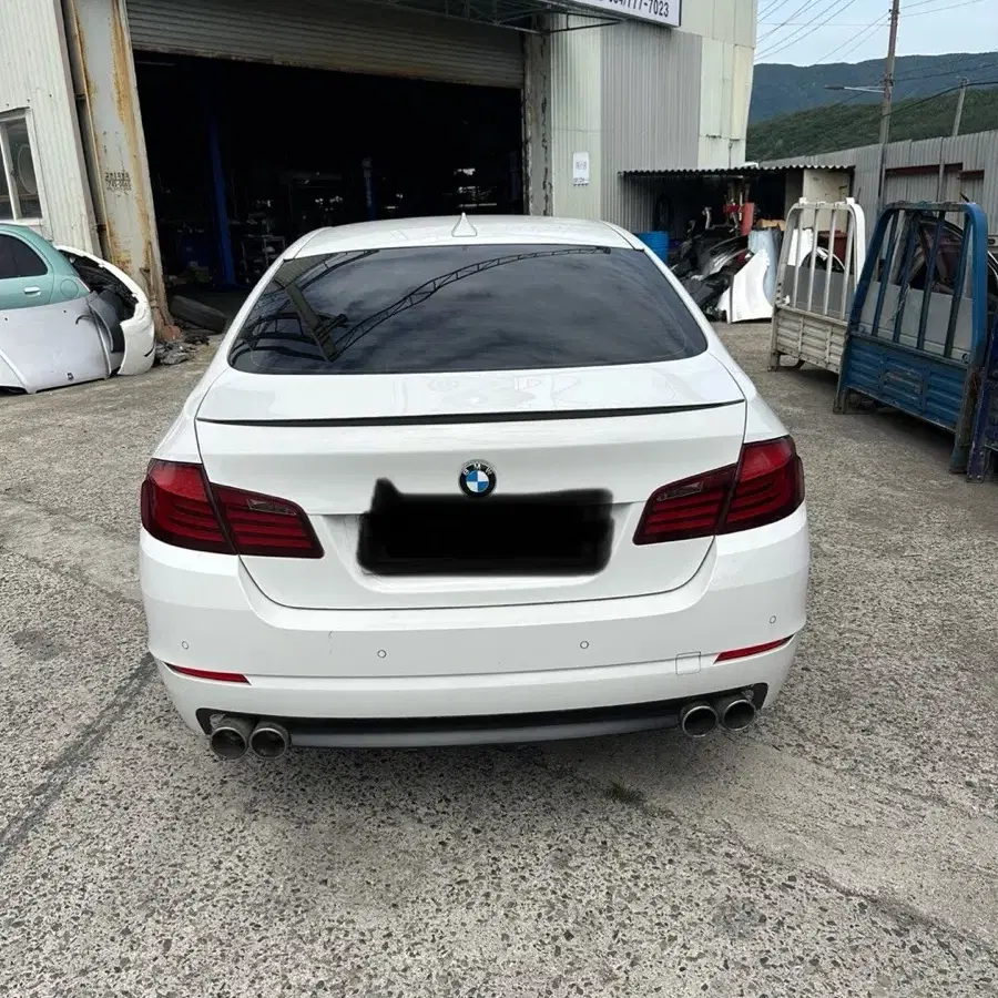 차량 BMW 520d (12년식) 부품