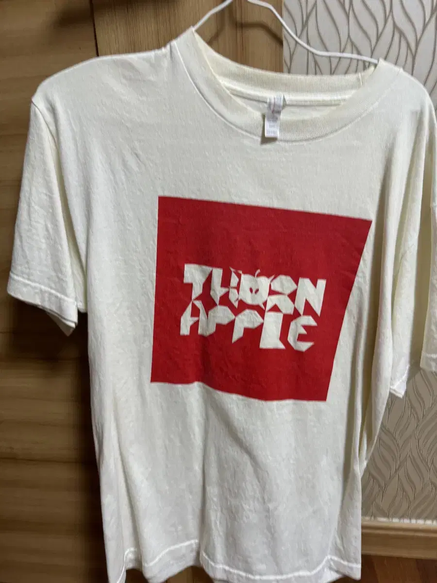 Thornapple 1집Goods T-Shirt Vahn MD Bulldog