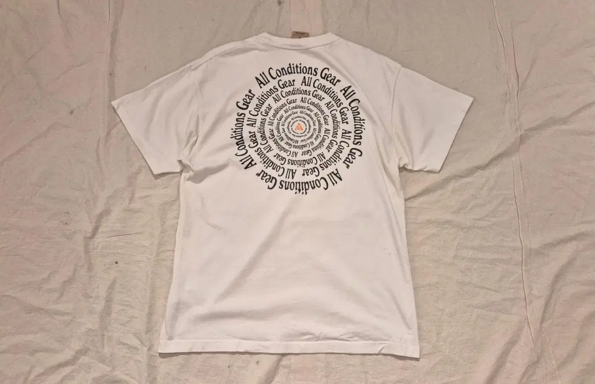 L>NIKE ACG VORTEX T-Shirt