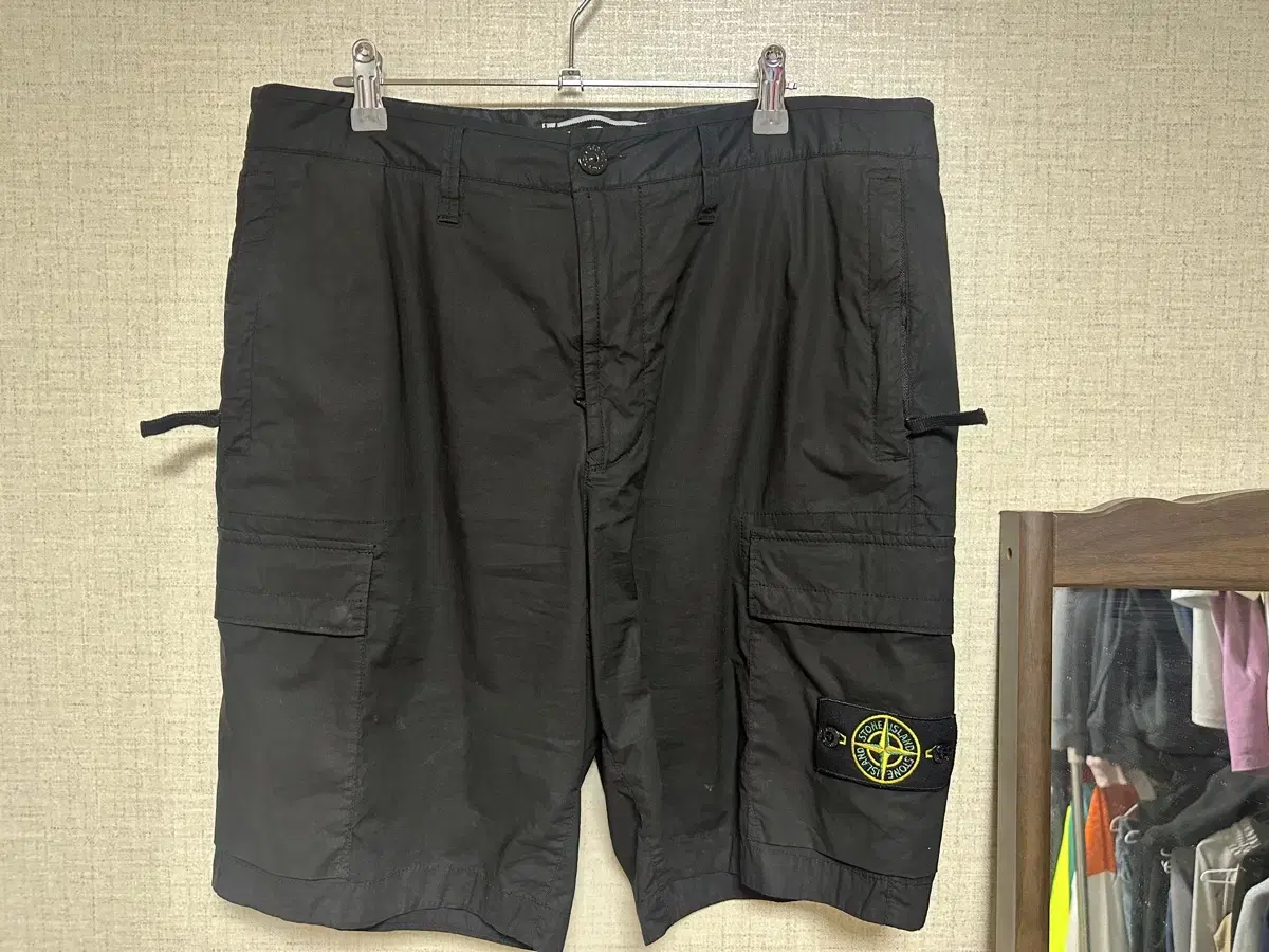 Stone Island_Vahns_32~34 size