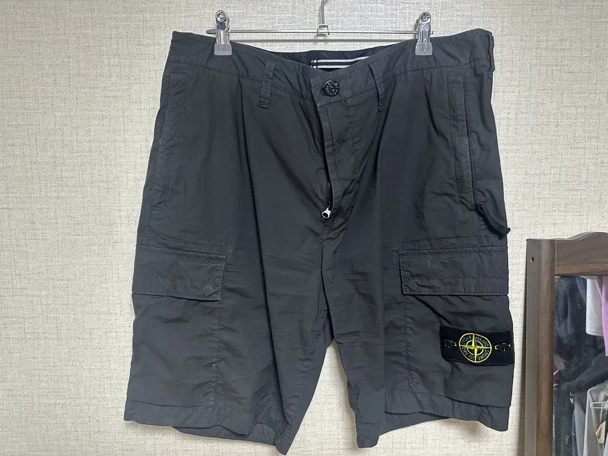 Stone Island_Vahns_32~34 size