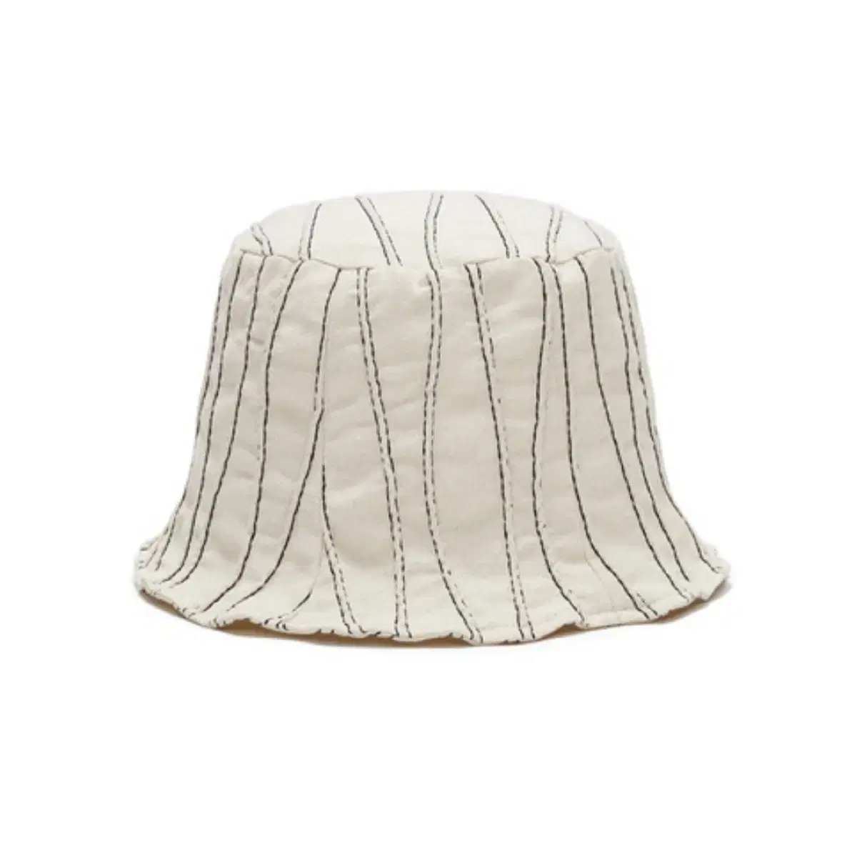 어썸니즈 웨이비 램프쉐이드 햇 WAVY LAMPSHADE HAT