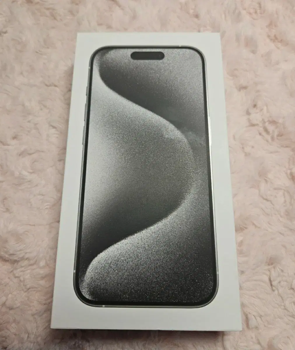 iPhone 15 pro 512 unopened in white titanium