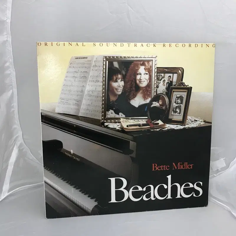 BEACHES LP / AA2275