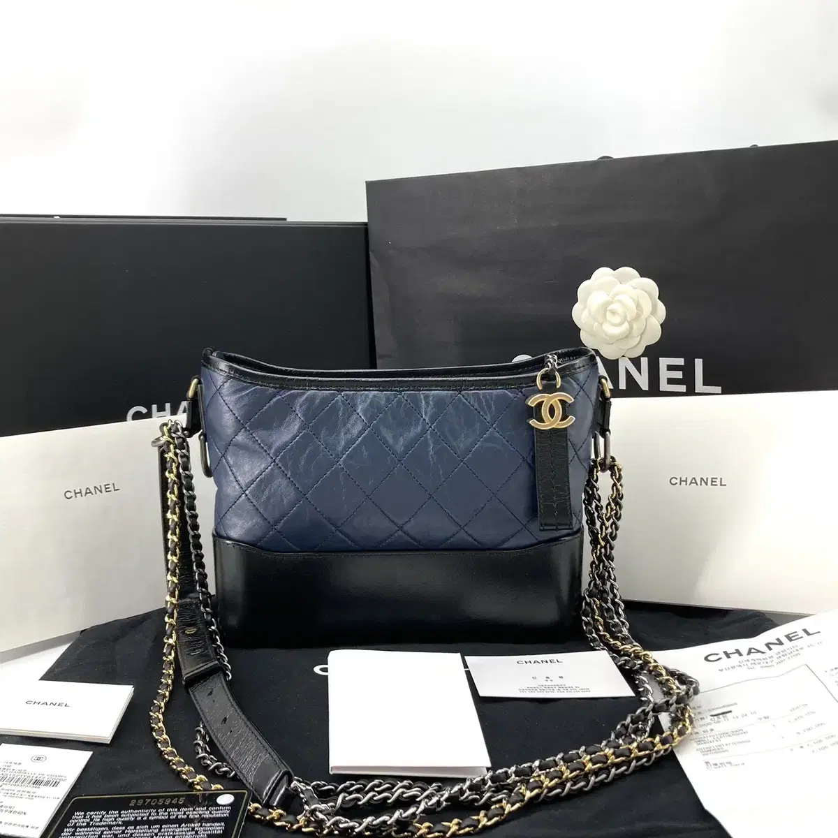 *Department Store Full* Chanel Gabrielle Hobo Bag New Medium Crossbody Bag