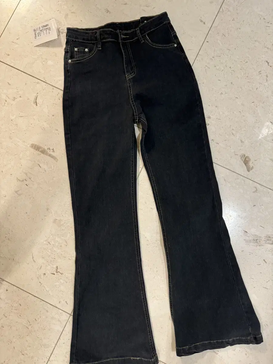 New) Spanxon bom yeoreum semi Bootcut Jeans