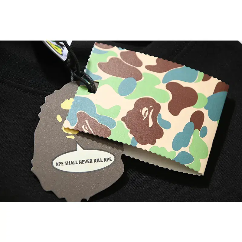 {새상품}베이프 BAPE 카모 반팔티셔츠 #D090 화이트