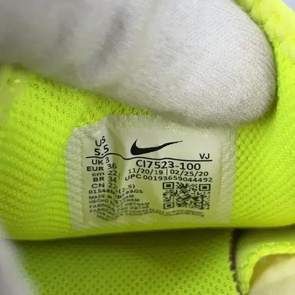 NIKE 나이키 리액트 비전 여성 런닝화 운동화 225/빈티지홍