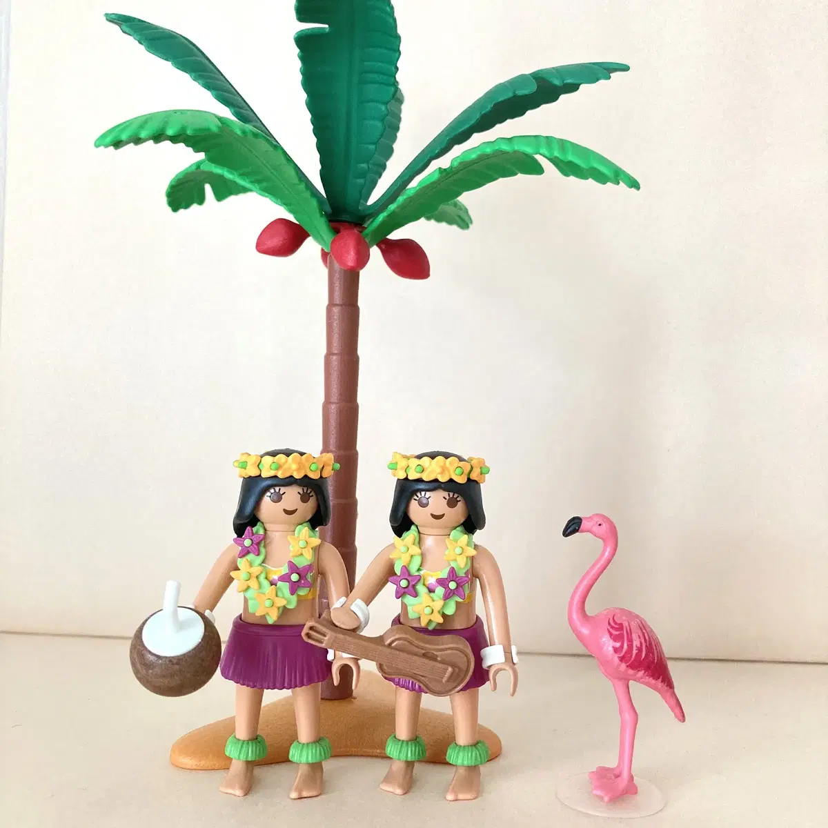 Playmobil Tropical Dreams Tropical Dreams Hula Girl Palm Tree