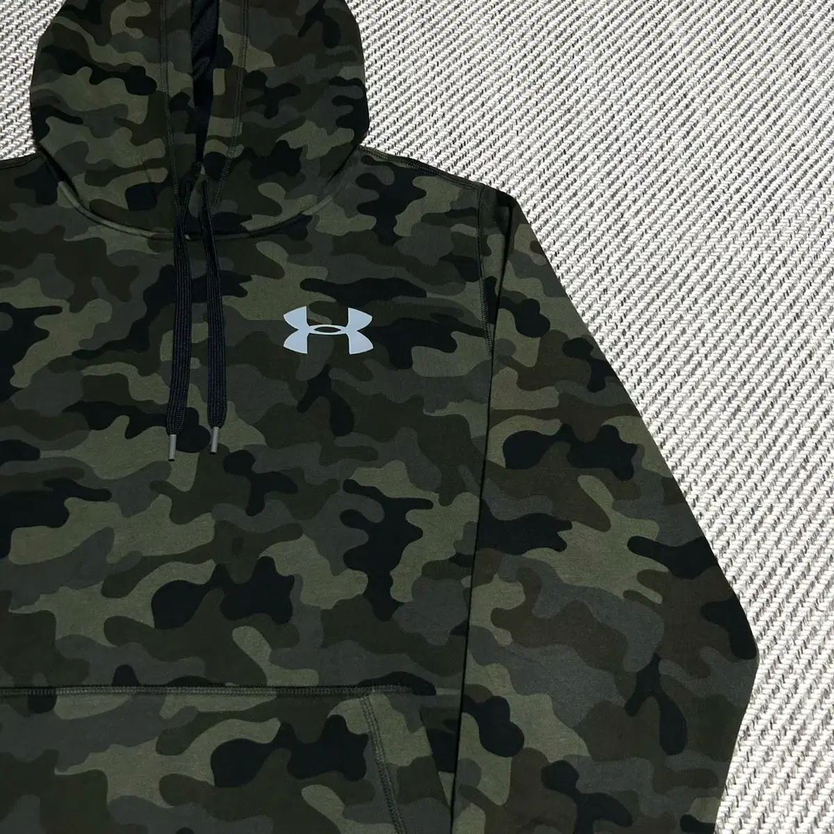 [ L ] Underarmour 언더아머 카모 기모 후드티