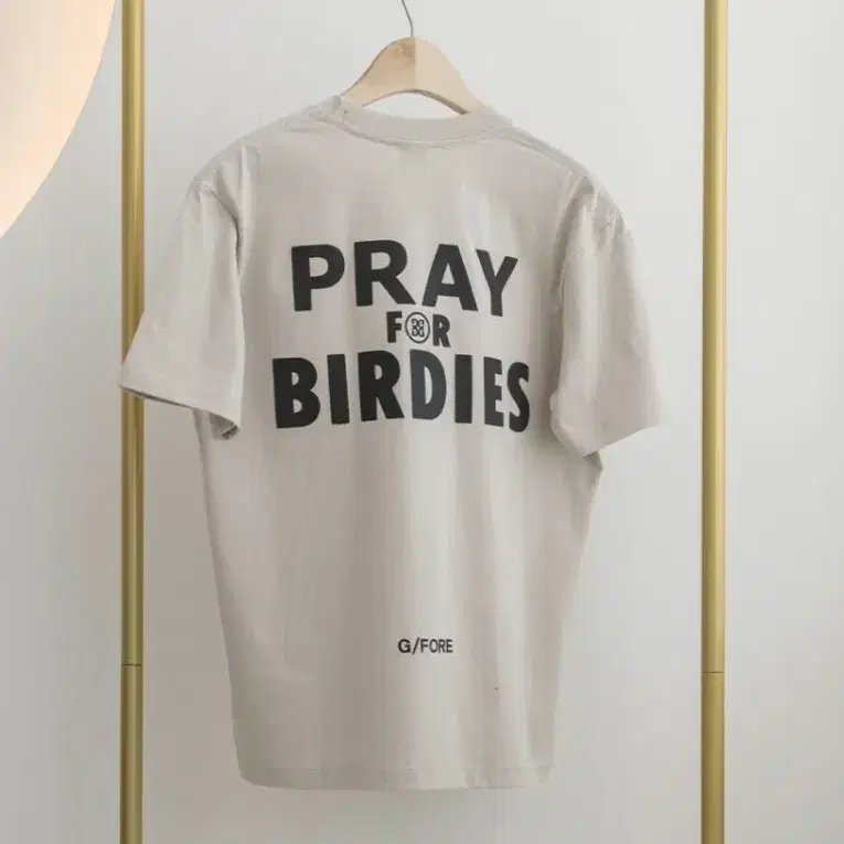 [G/F](1+1 두장 가격)Pray For Birdies 에센셜 티셔츠